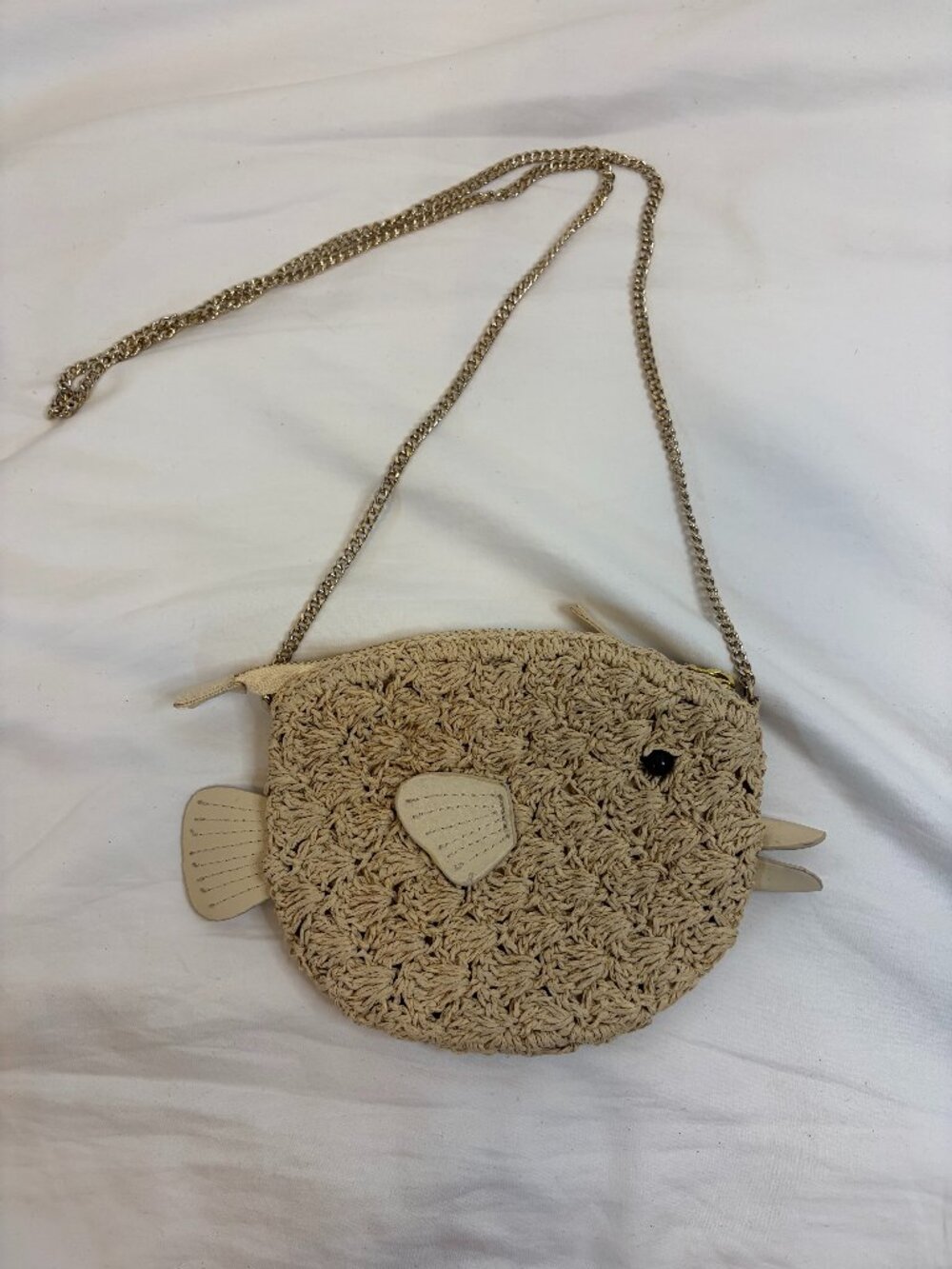 Paper Raffia Small Bird Crossbody Bag with Slim Gold Chain Strap - Picture 1 of 6